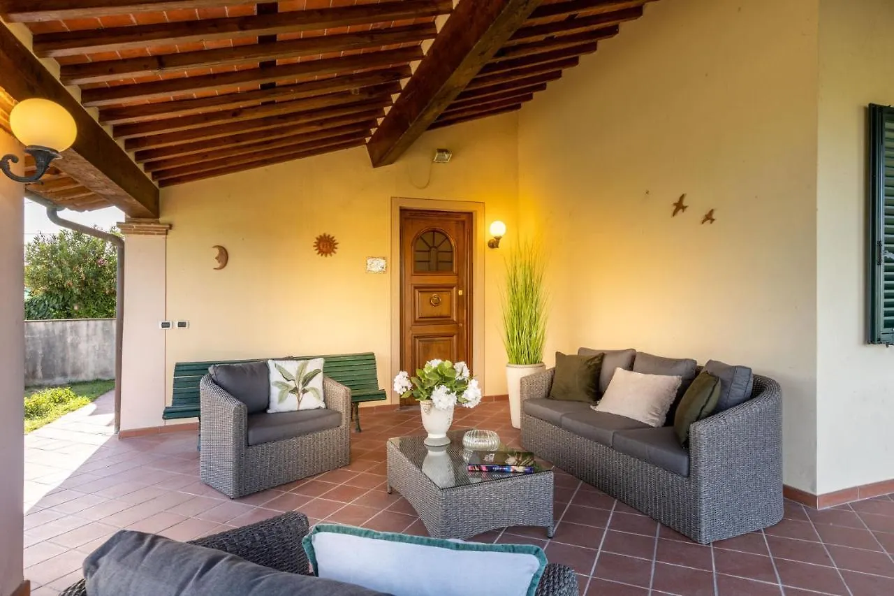 Villa Nonna Bianca, A Genuine Farmhouse In Sant'Alessio, Lucca