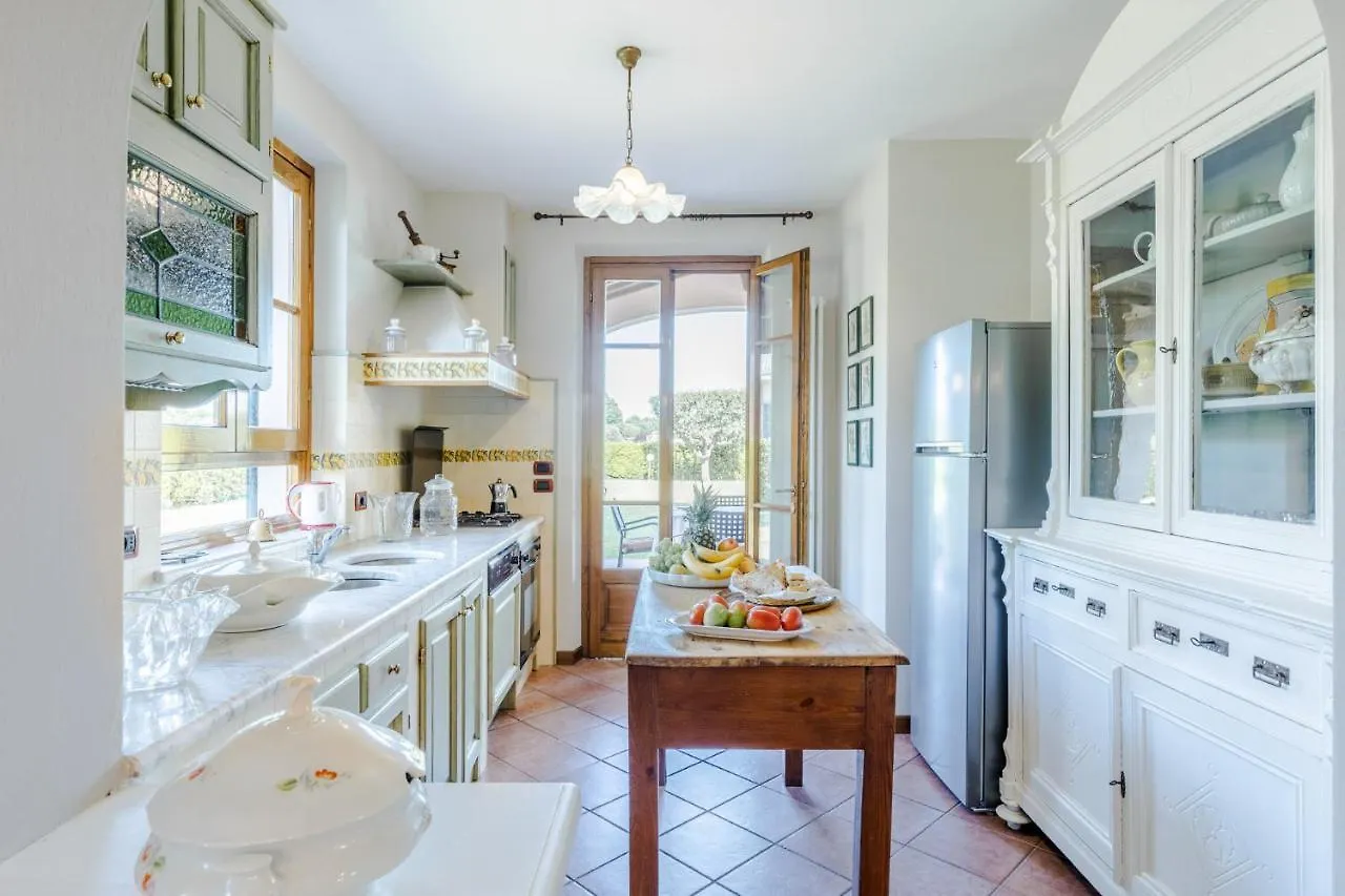 Nonna Bianca, A Genuine Farmhouse In Sant'Alessio, Lucca 0*,  Italy
