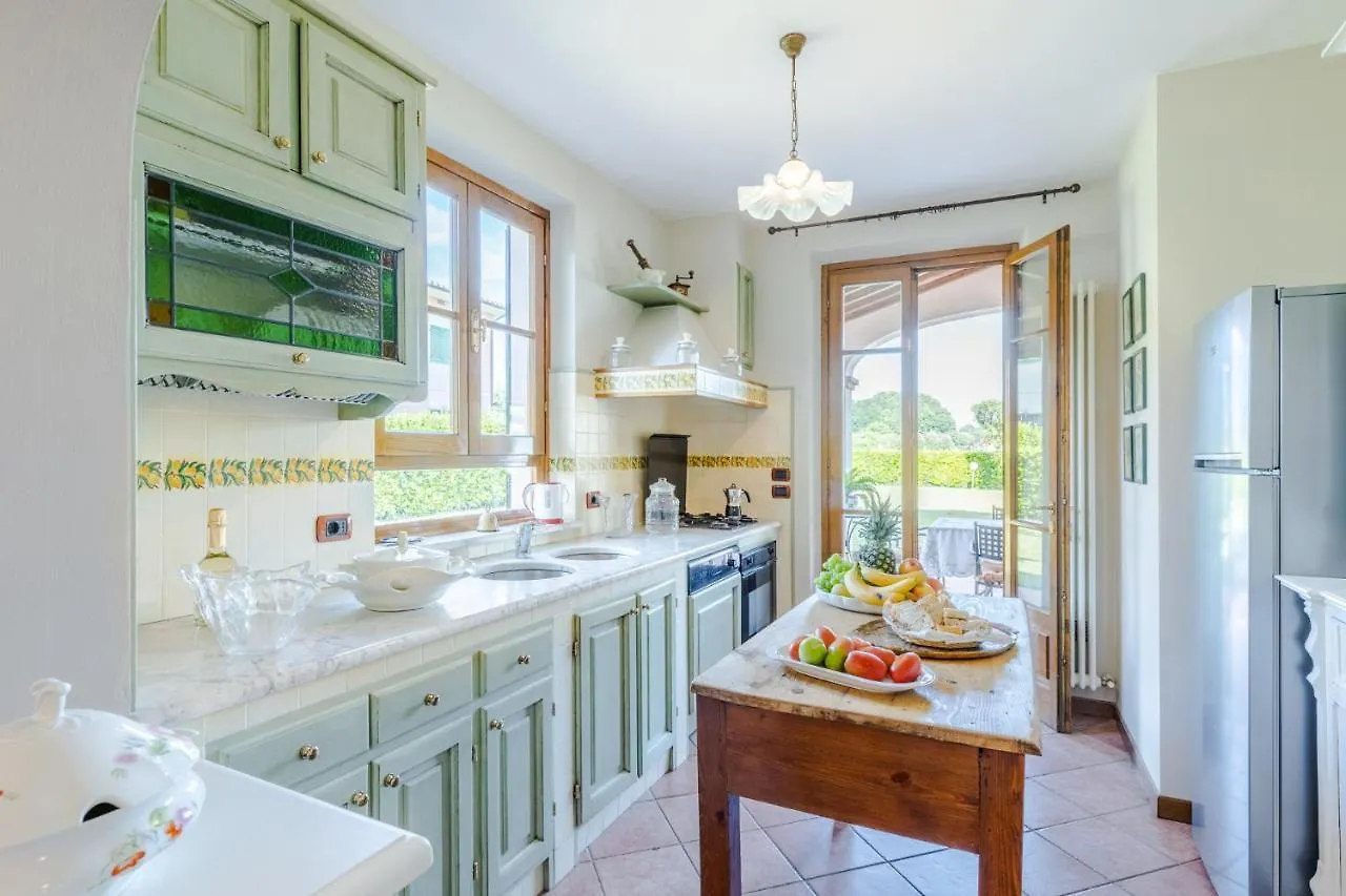 Nonna Bianca, A Genuine Farmhouse In Sant'Alessio, Lucca 0*,  Italy
