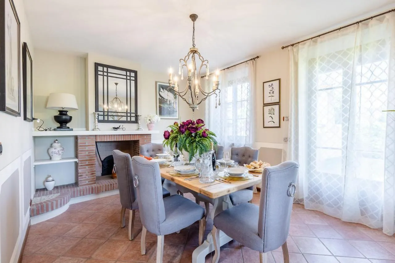 Nonna Bianca, A Genuine Farmhouse In Sant'Alessio, Lucca Italy