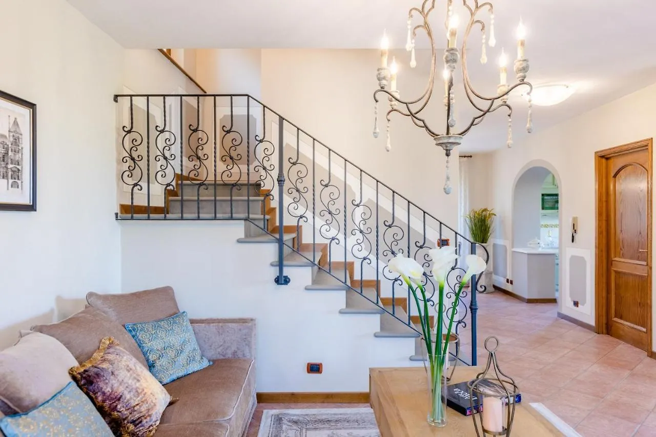 Nonna Bianca, A Genuine Farmhouse In Sant'Alessio, Lucca Villa
